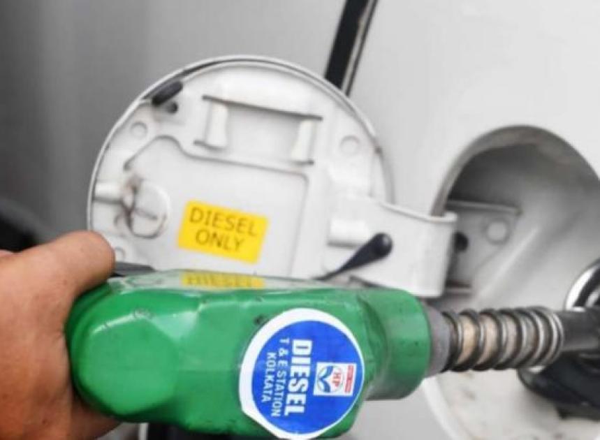 একনজরে আজকের পেট্রোল-ডিজেলের দাম